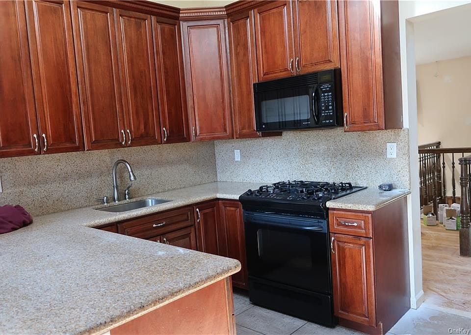 2nd image of 45 Fessler Dr