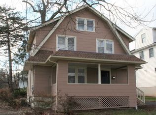 364 Maitland Ave, Teaneck, NJ 07666