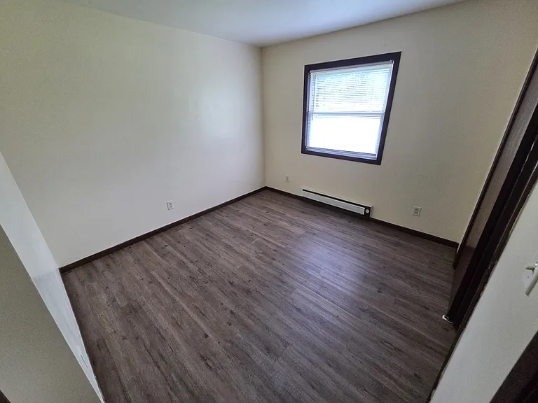 425 S Thayer Ave #101 — Photo 11