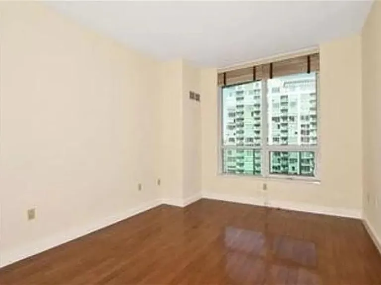 bedroom (old photo)
