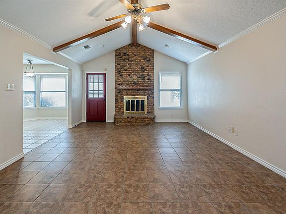 5th image of 1512 Willow Vale Dr