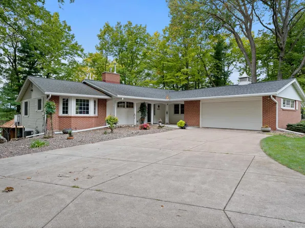 2275 Jeffery Blvd, Cumberland, WI 54829