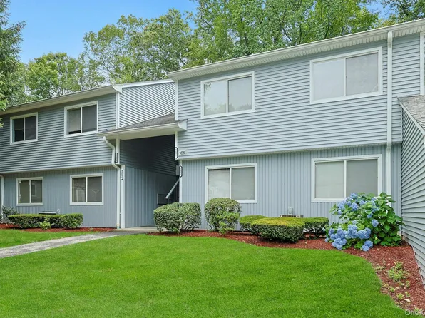 165 Carriage Court #H, Yorktown Heights, NY 10598