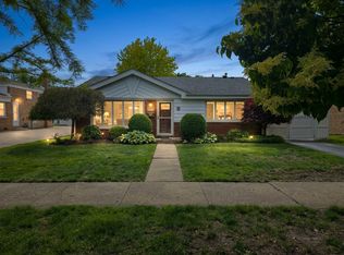 10720 S Lavergne Ave, Oak Lawn, IL 60453