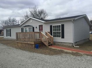 902 S Fisher St, Knox, IN 46534