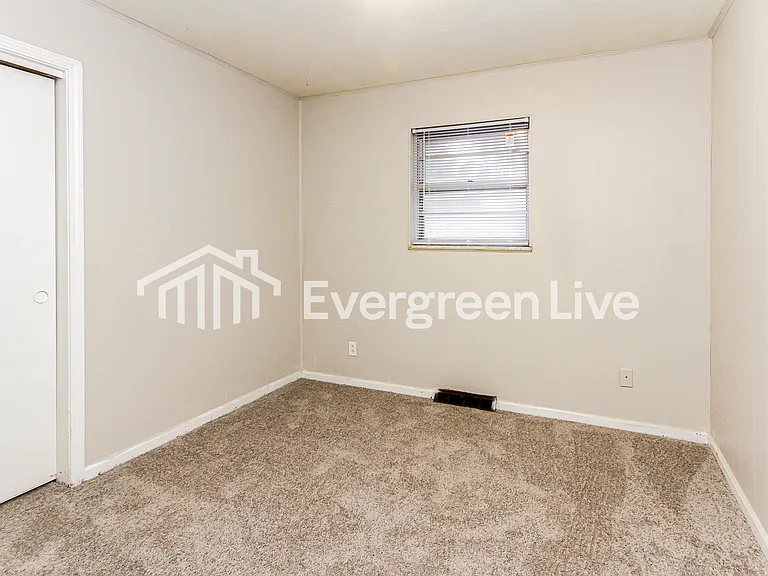 3895 W Fairview Rd — Photo 9