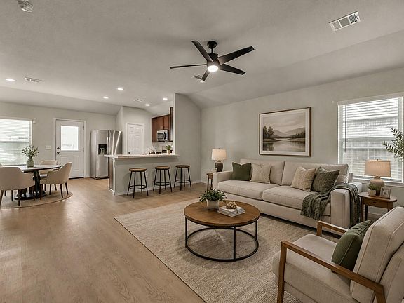 4th image of 8611 Conquest Cir
