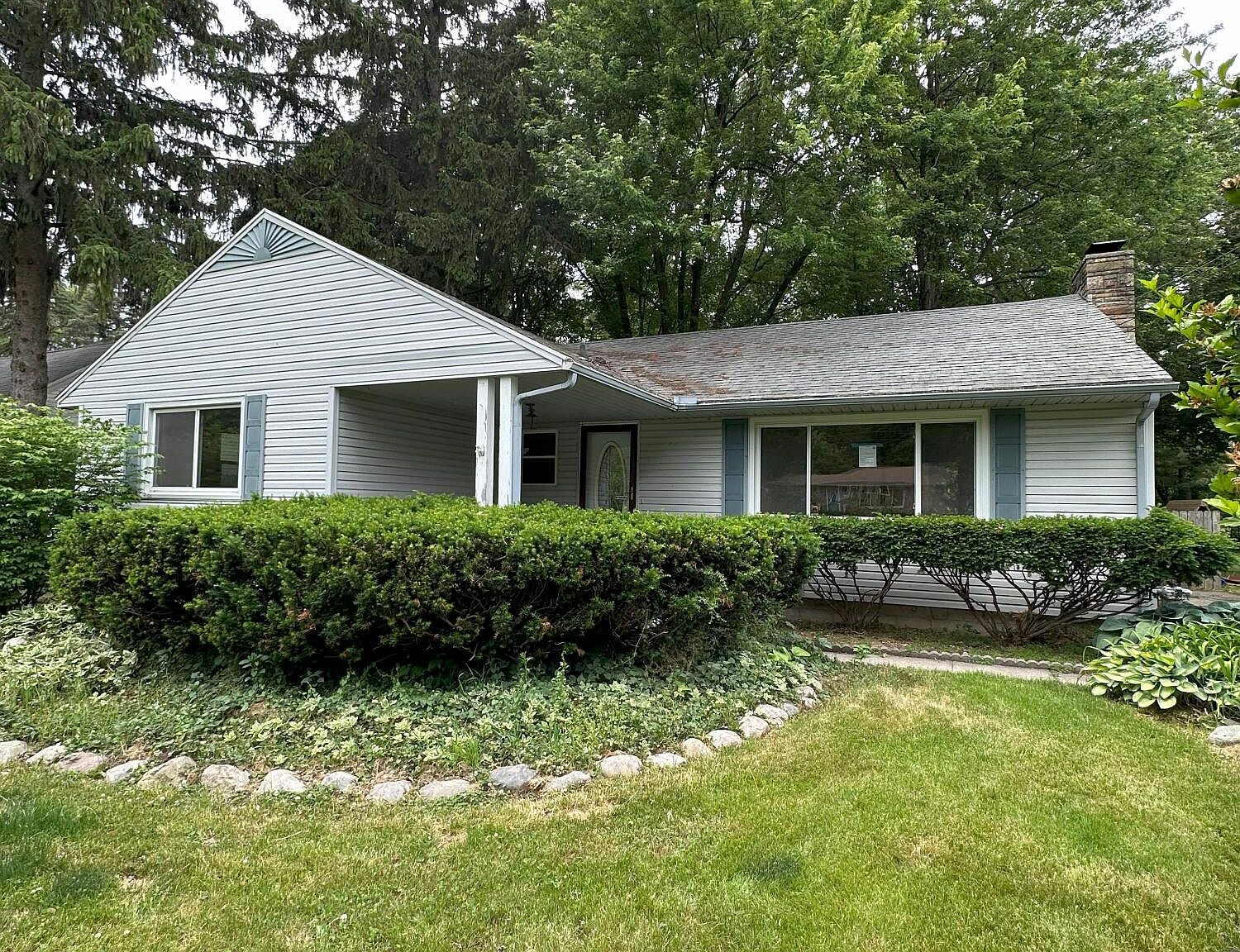 811 Bretton Rd, Lansing, MI 48917 Zillow