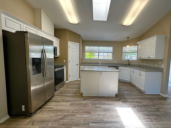 5th image of 5609 Chanterelle Cir