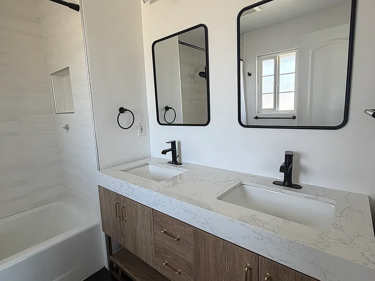 El Azul Cir — Photo 12