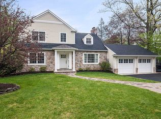 13 Woodcliff Dr, Madison, NJ 07940