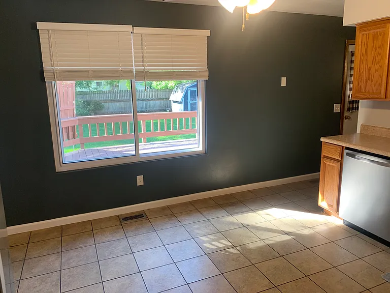 605 Southfield Dr — Photo 8