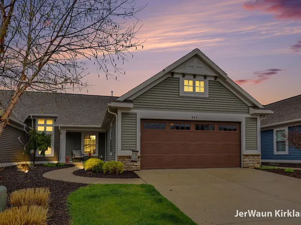 867 Harper Woods Dr SW #32, Byron Center, MI 49315