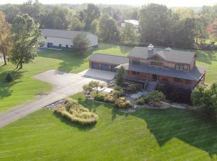8882 Squire Trl, Bellevue, MI 49021