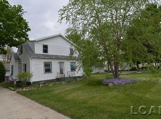 1201 W Russell Rd, Tecumseh, MI 49286