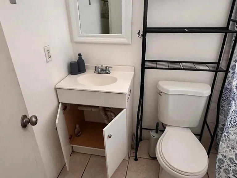 1132 NW 5th Ct #3 — Photo 8