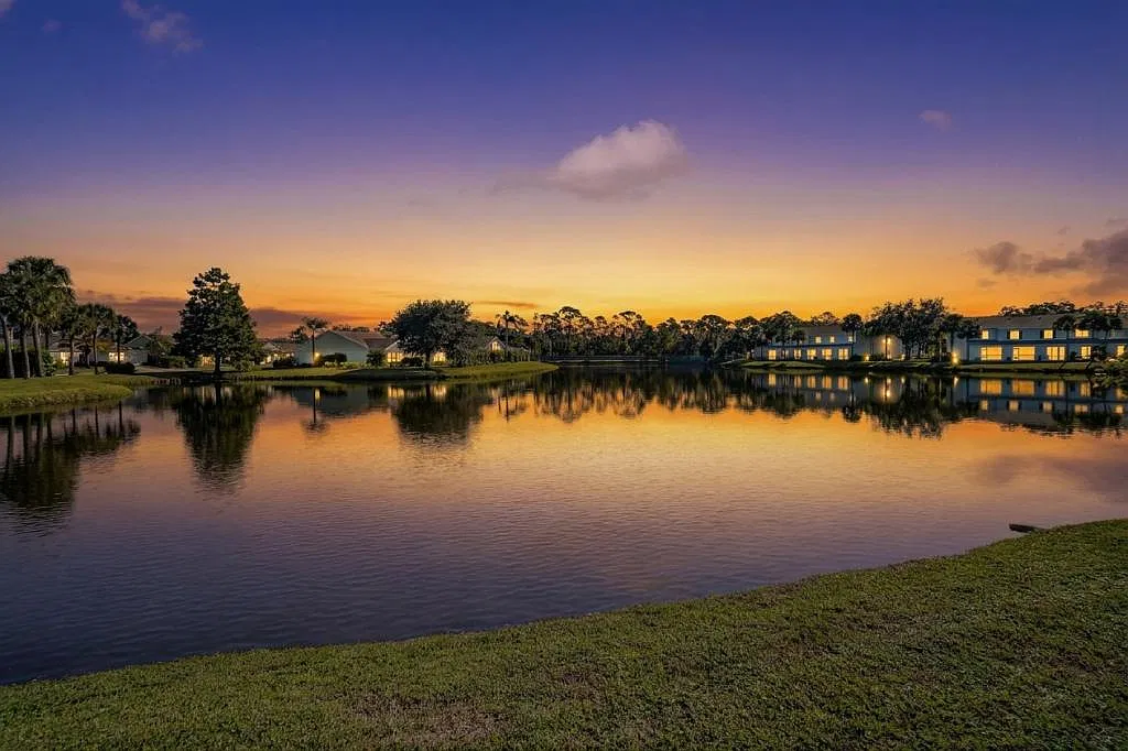 4605 Sabal Key Dr — Photo 3