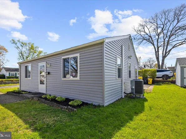 722 Cotter Rd, Glen Burnie, MD 21060