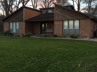 109 Oyster Creek Dr, Angleton, TX 77515