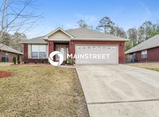 343 Ivy Hills Cir, Calera, AL 35040