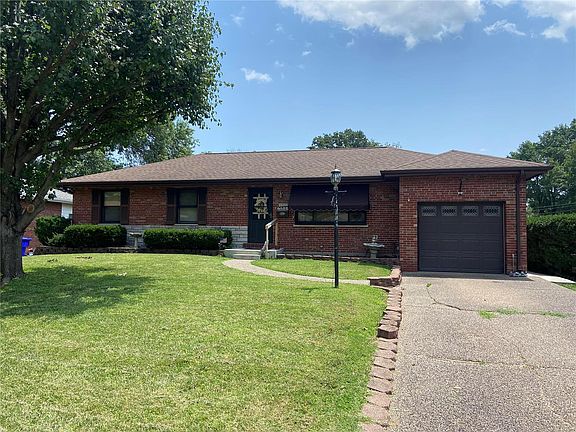 3rd image of 9522 Howerton Dr