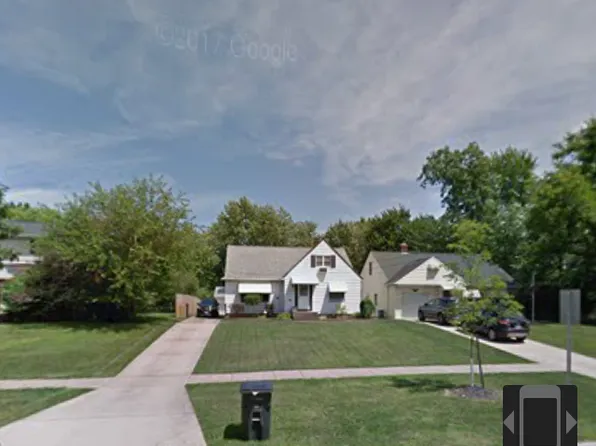 1631 Brainard Rd, Lyndhurst, OH 44124