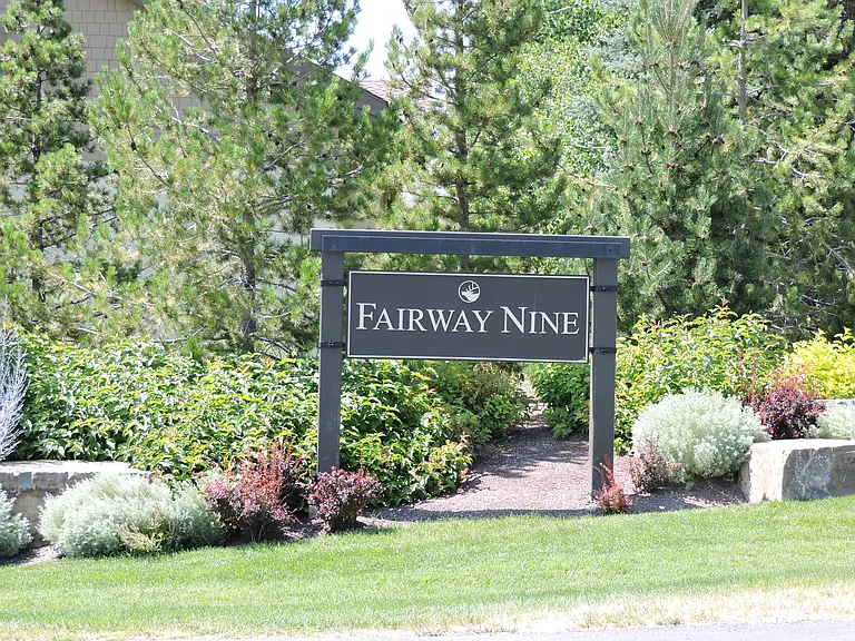 4316 Fairway Nine Dr — Photo 2