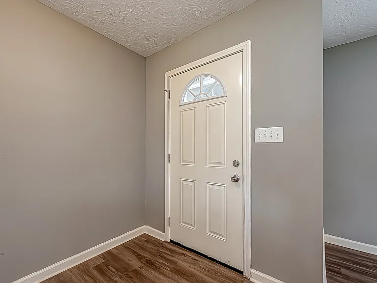 1513 George St — Photo 6
