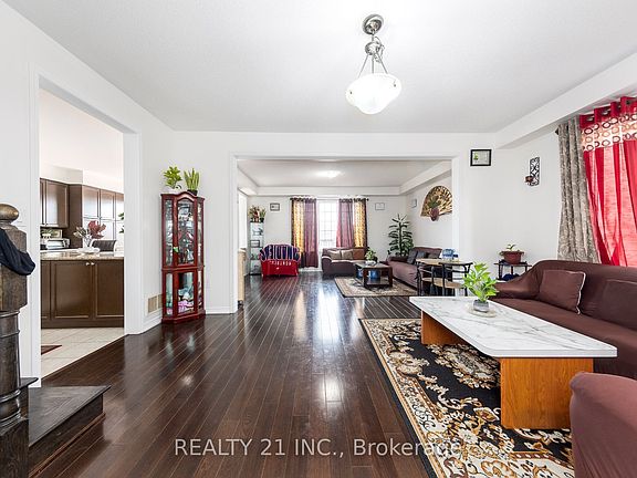 4th image of 54 Tysonville Cir