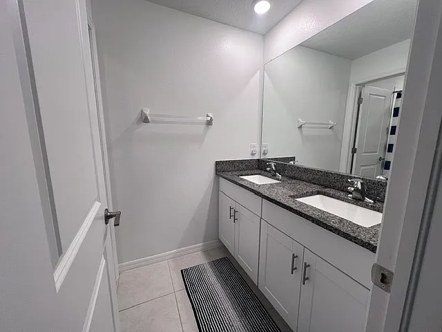 5464 Blue Azure Dr — Photo 8