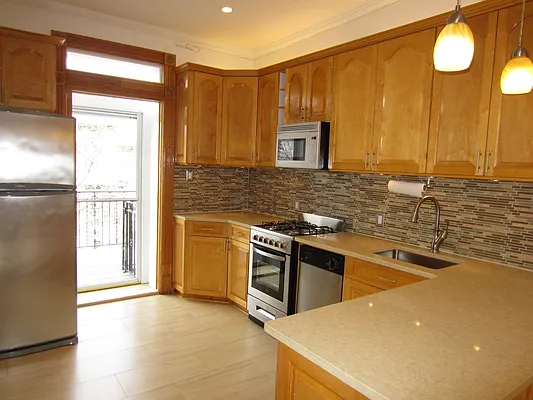 Rented by Aguayo & Huebener Brooklyn | media 13