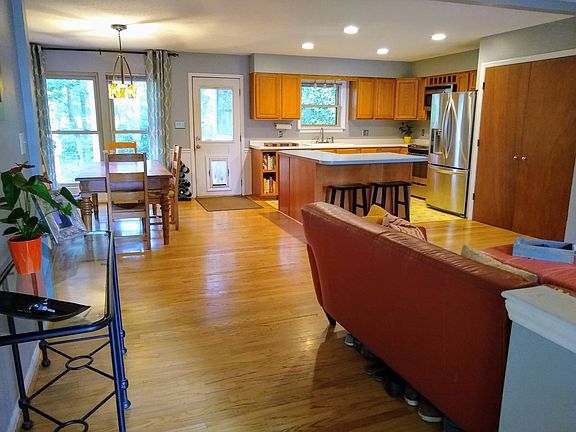 2nd image of 6323 Kathy Dr