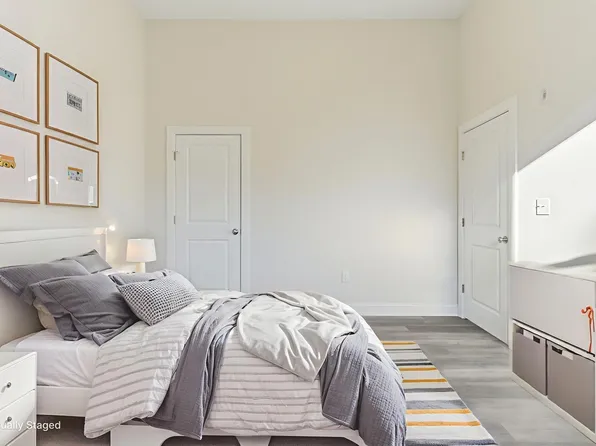 19-25 Essex St #302, Haverhill, MA 01830