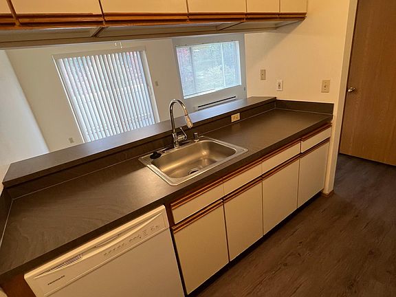 4th image of 12250 Greenwood Ave N APT 315