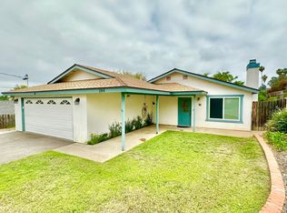 244 E Clemmens Ln, Fallbrook, CA 92028