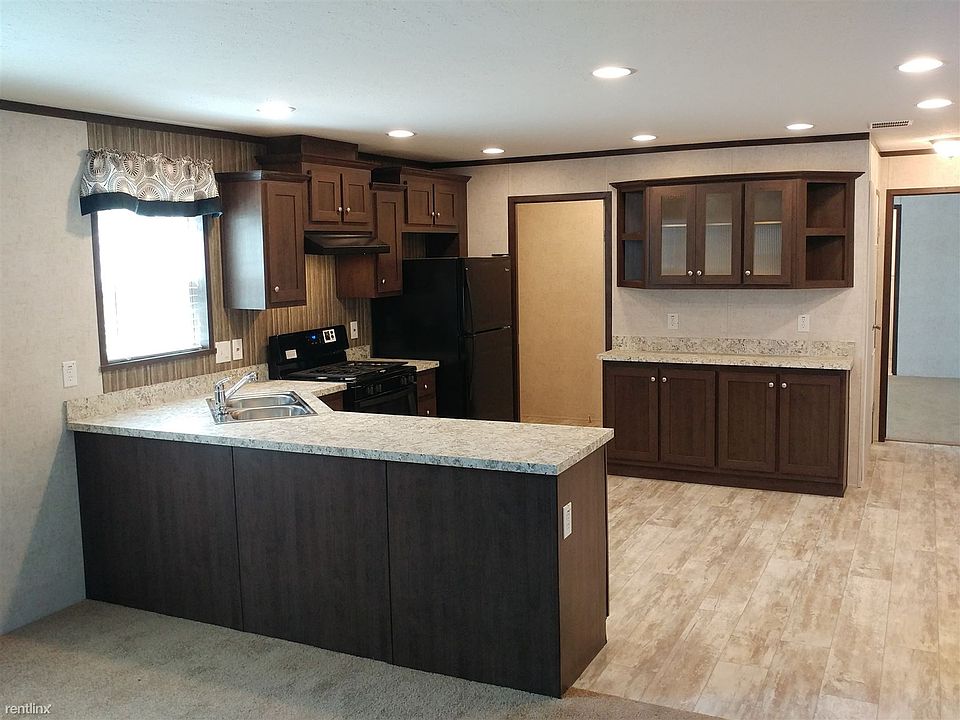 1st image of 60 Apple Ln