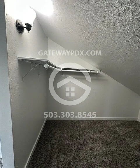 2322 SE 7th St — Photo 20