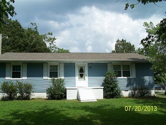 3rd image of 5120 Sevierville Pike