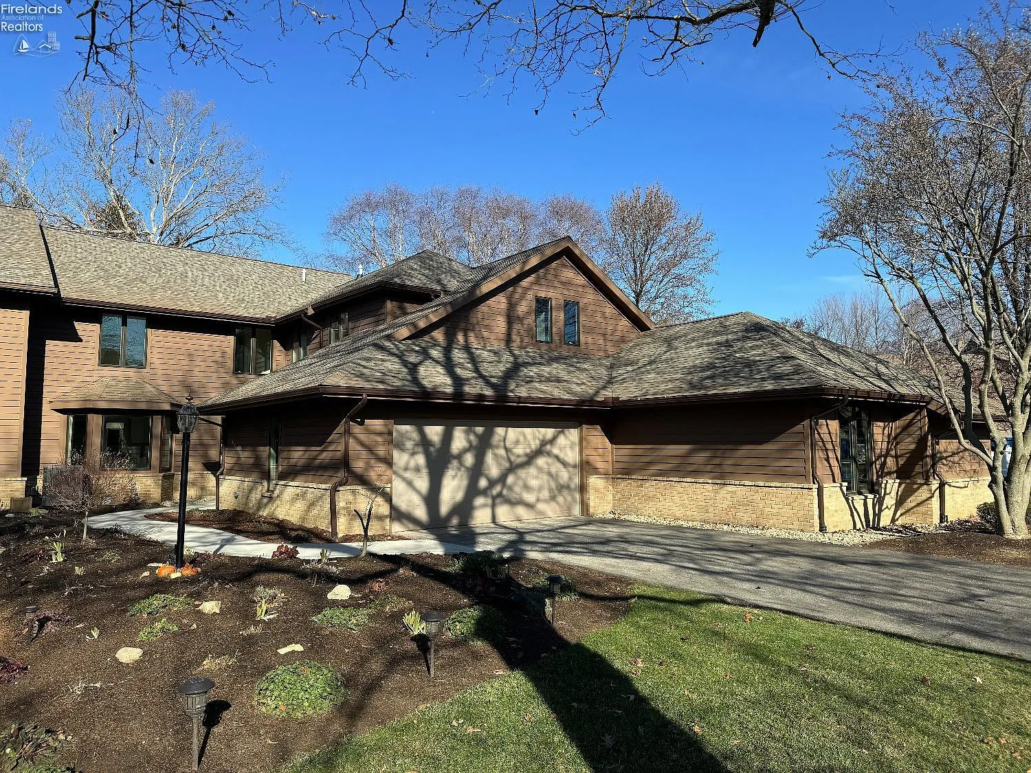2305 Quail Hollow Ln photo 1