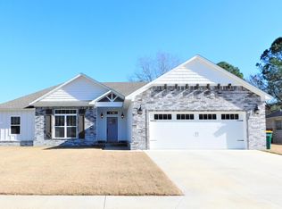 108 Promenade Cir, Russellville, AR 72801