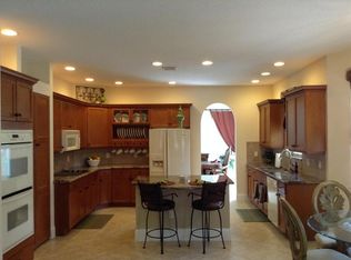 2248 Ridgewood Cir, Royal Palm Beach, FL 33411