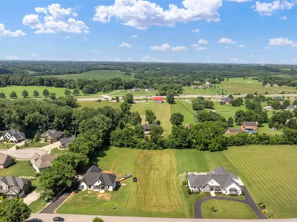 315 Old Post Dr, Alvaton, KY 42122