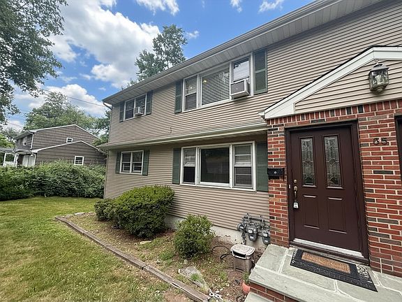 2nd image of 5 Mountain Ave #L