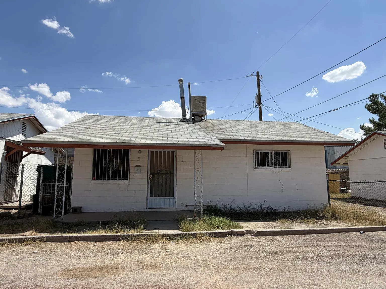 2 bed, 1.0 bath, 540 sqft, $725 — Photo 1