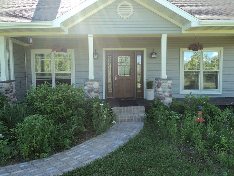 Home in Private Location