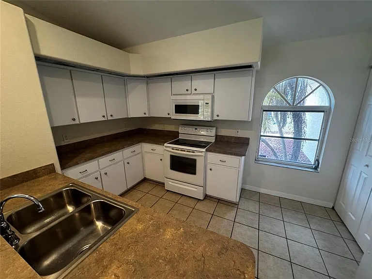 8234 Mossborger Ave — Photo 12