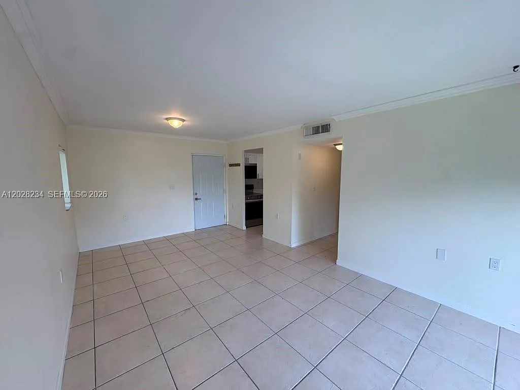 St Andrews Condo — Photo 3