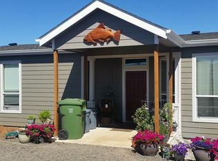 73888 Cedar Grove Dr, Clatskanie, OR 97016