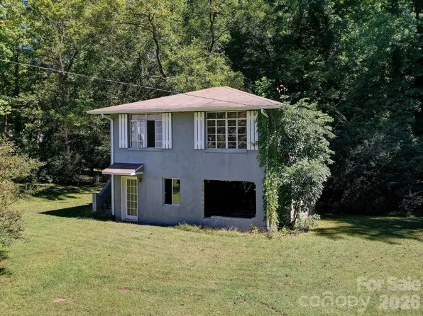 213 Hahn Pl SE, Concord, NC 28025