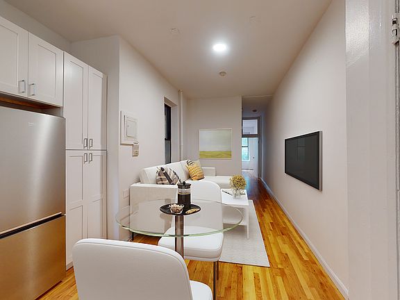 5th image of 523 E 83rd St APT 3R
